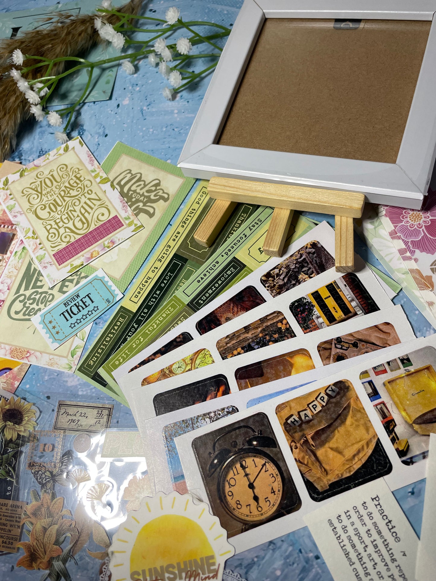 Frame the Feeling Kit – Boho & Pastel | Mini Frame with Easel & 6x8 Frame