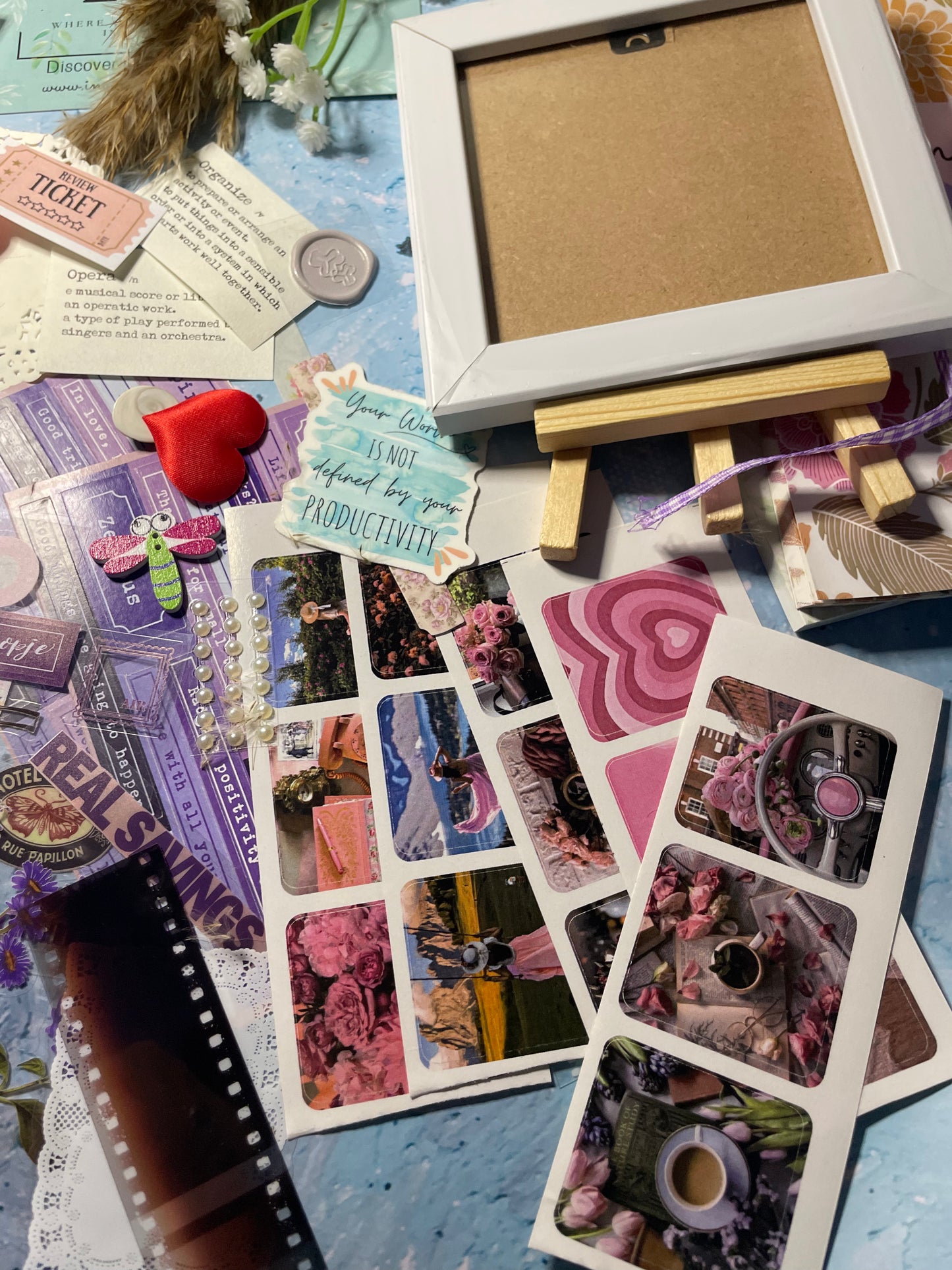 Frame the Feeling Kit – Boho & Pastel | Mini Frame with Easel & 6x8 Frame