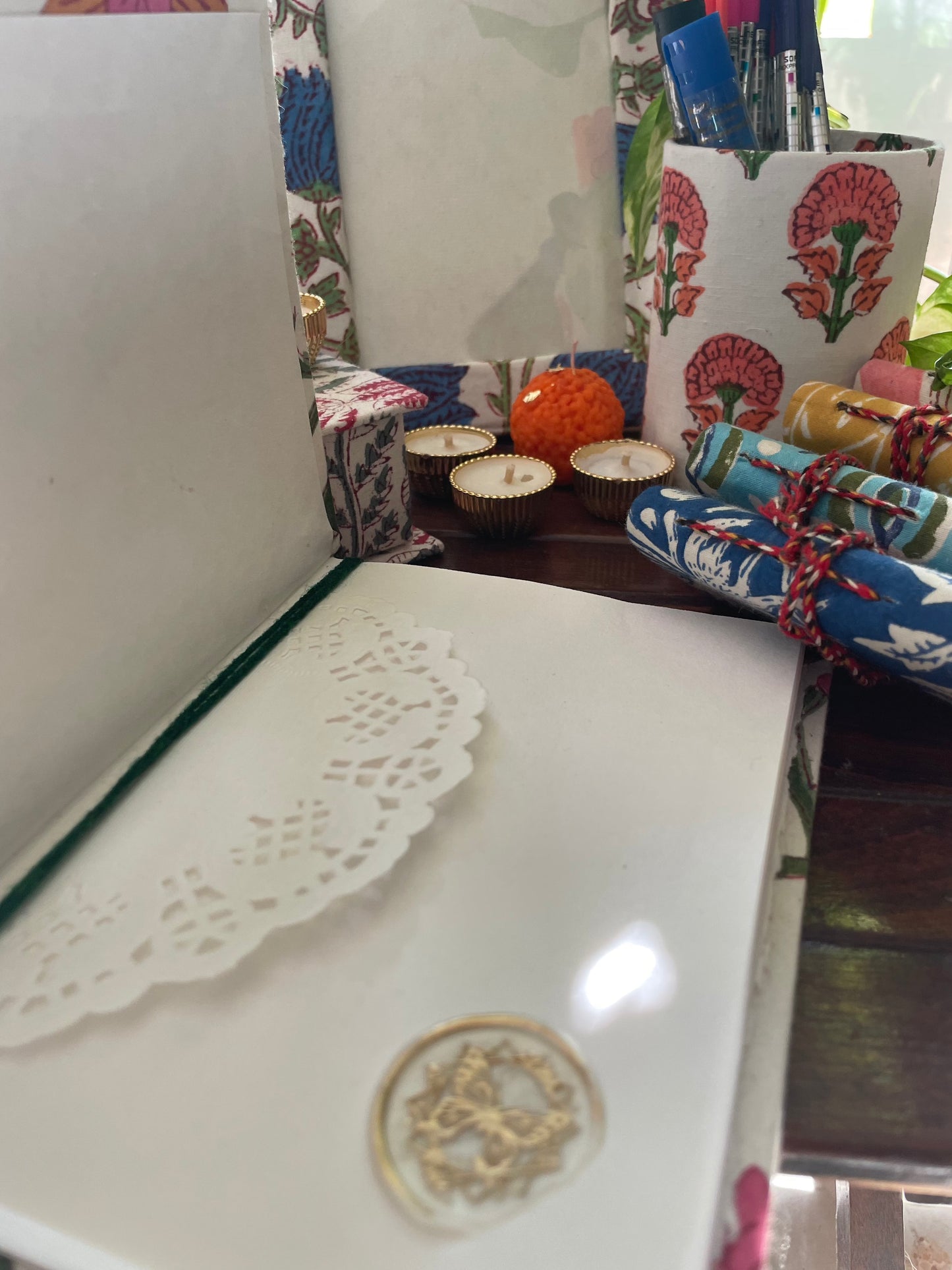 Love for Fabricated Handmade Gift set - Ingenious Creator's Store
