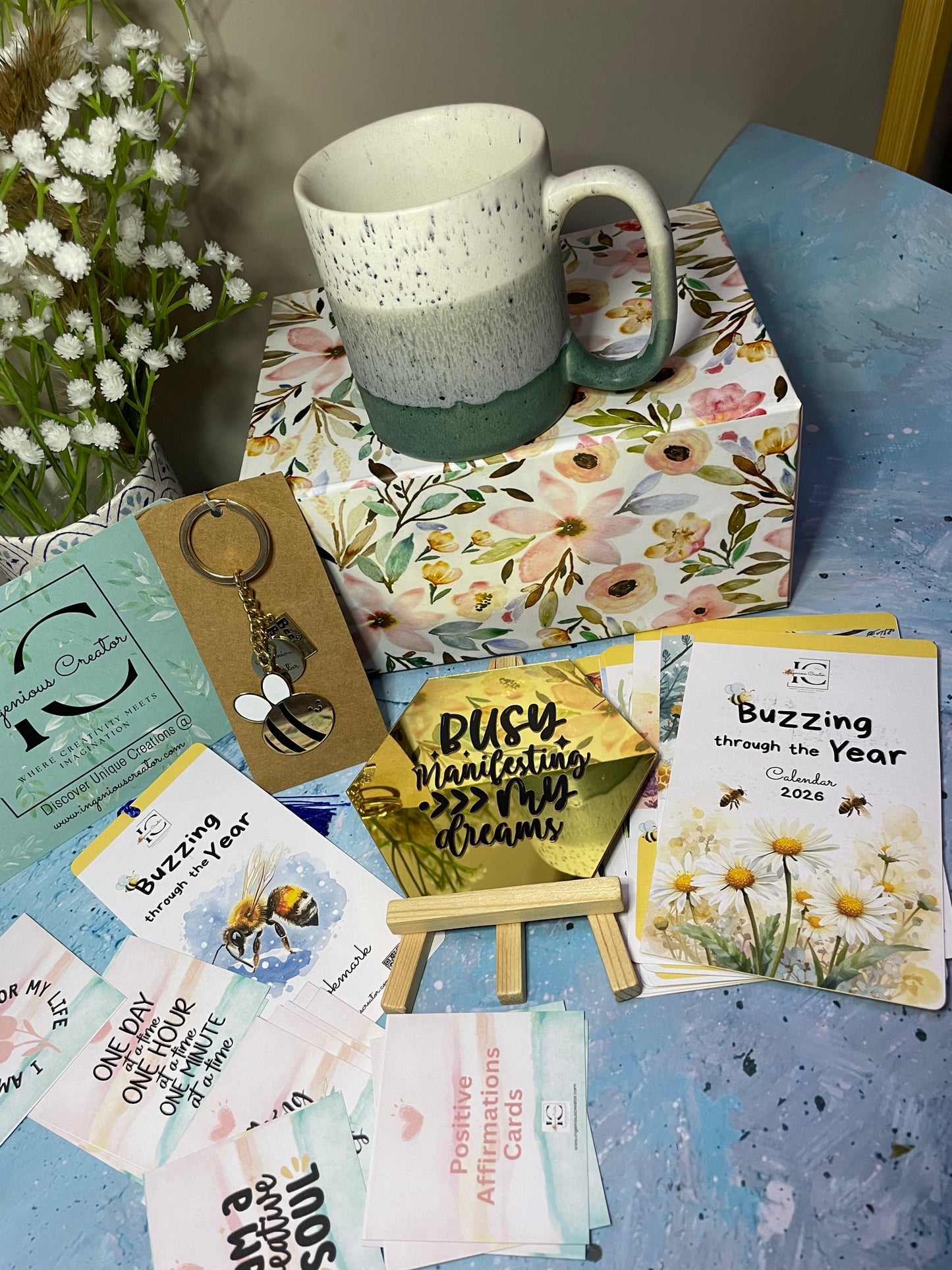 Buzzing Through the Year 2026 – Bee Happy Festive Box 