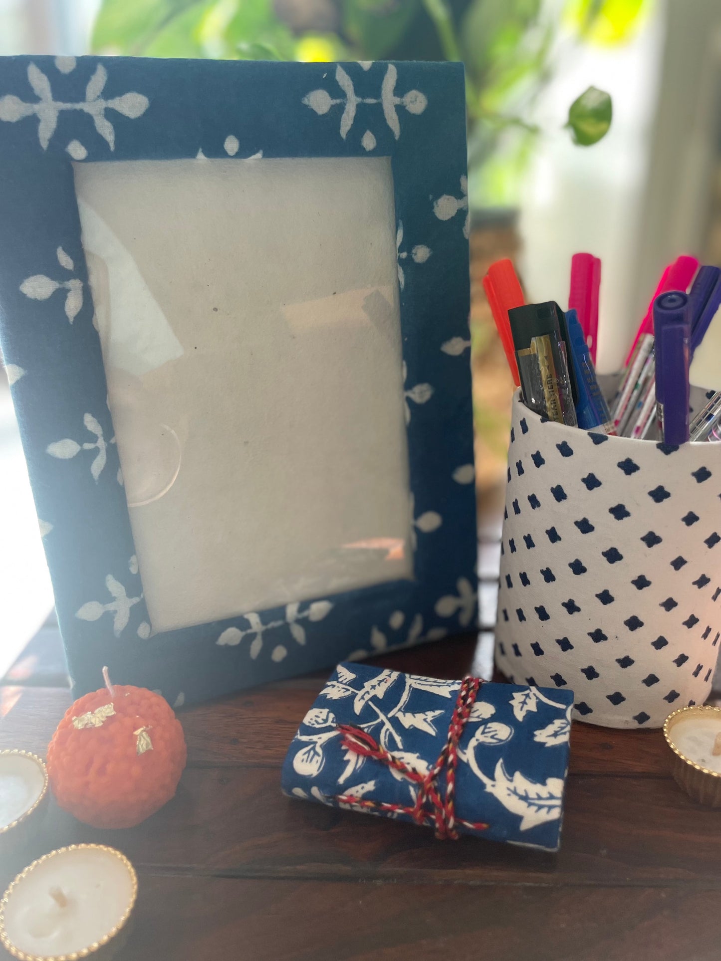 Handmade Fabricated Photo Frame - Ingenious Creator's Store