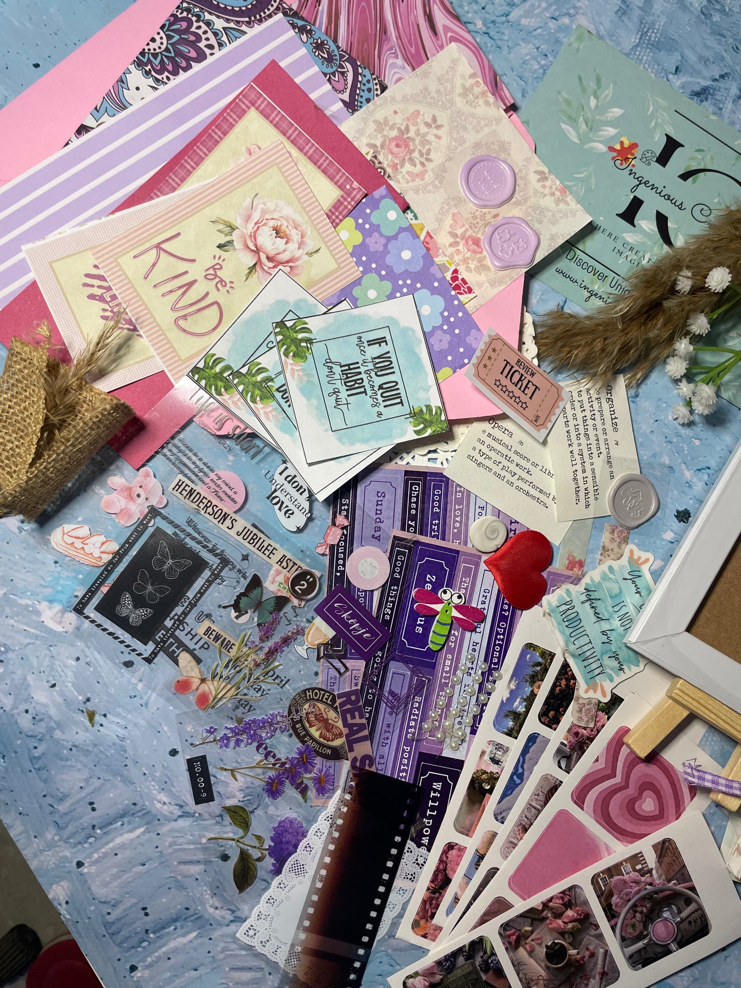 Frame the Feeling Kit – Boho & Pastel | Mini Frame with Easel & 6x8 Frame