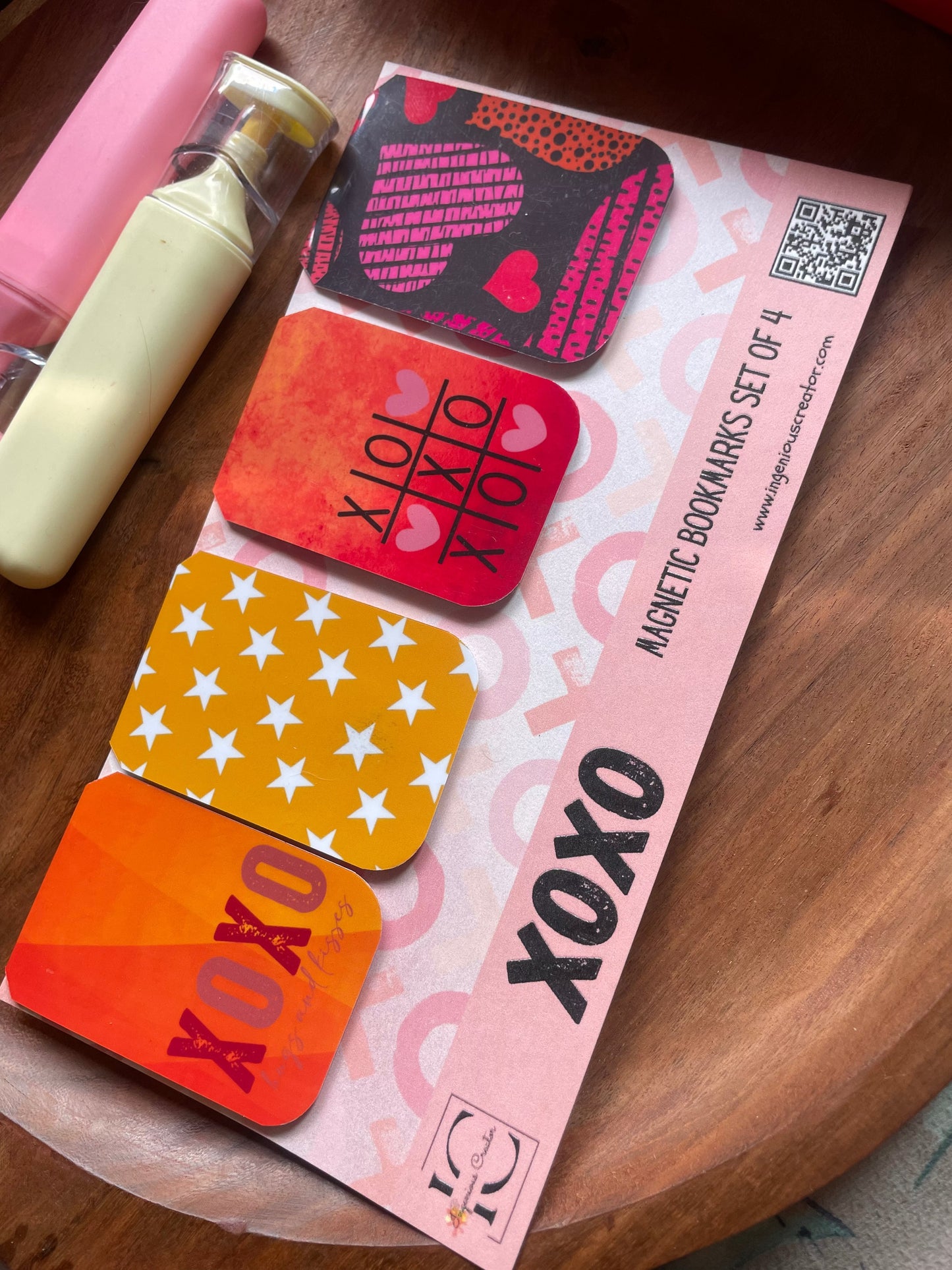 XOXO — Magnetic Bookmark Set (Pack of 4) 