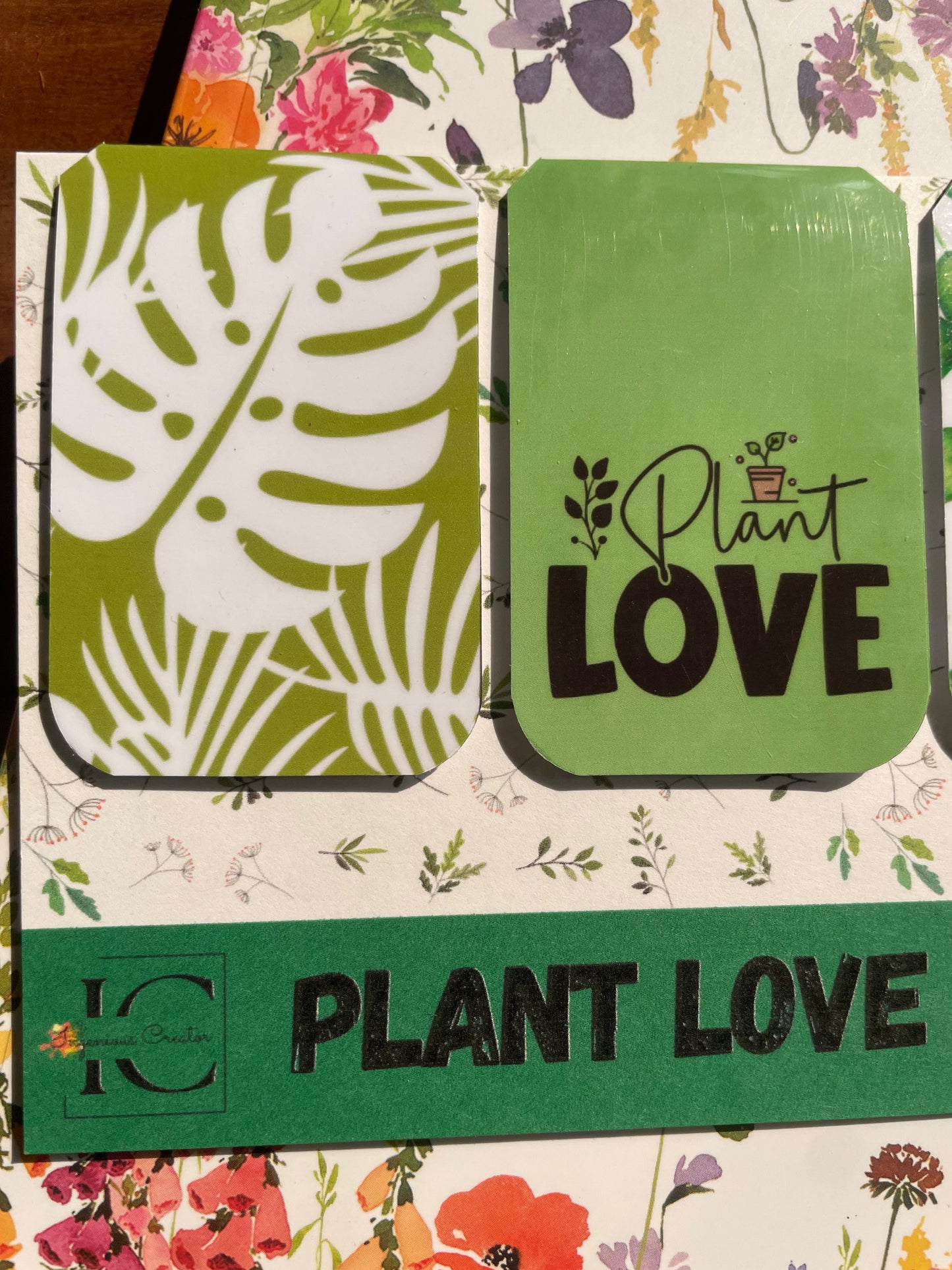PLANT LOVE — Magnetic Bookmark Set of 4 