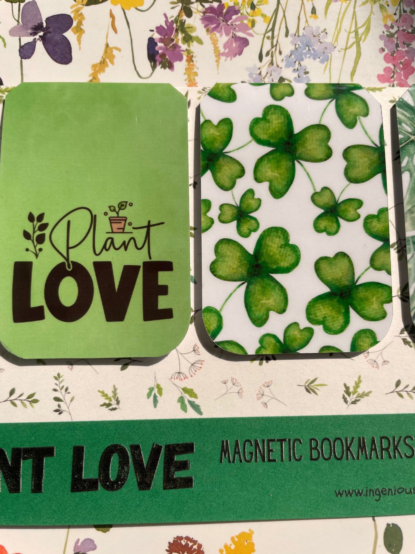 PLANT LOVE — Magnetic Bookmark Set of 4 