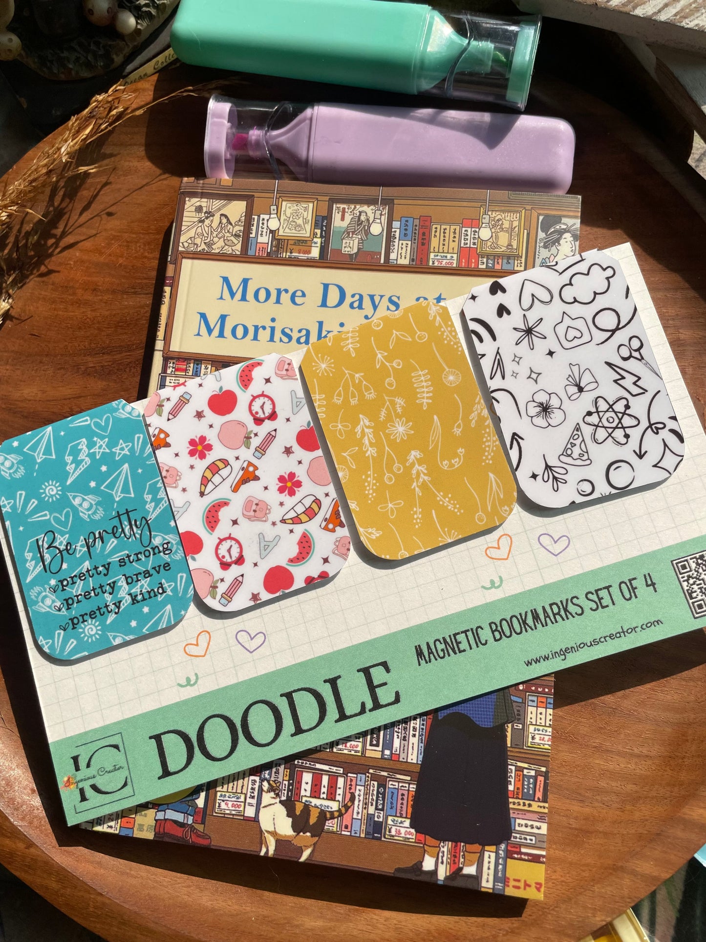 DOODLE — Magnetic Bookmark Set of 4 