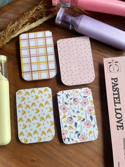 PASTEL LOVE — Magnetic Bookmark Set of 4 
