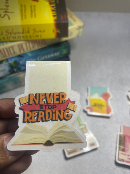 Magnetic bookmark 