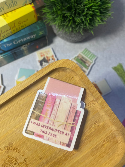 Magnetic bookmarks